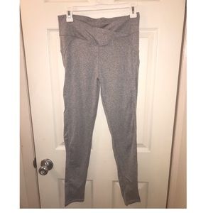 Cross front gray workout leggings with scrunching